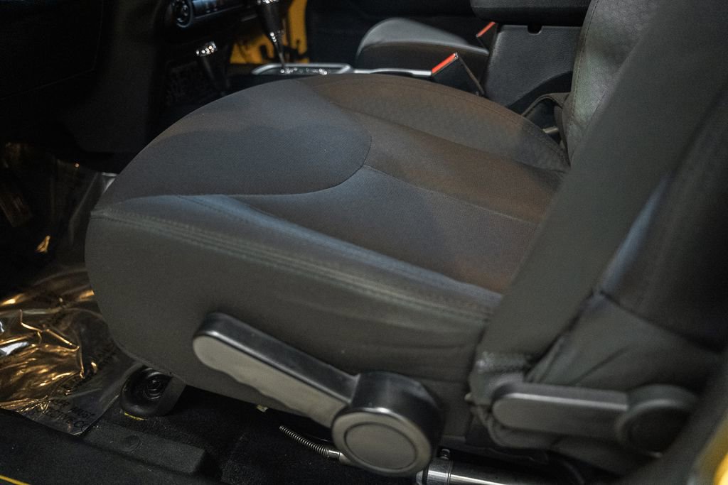 Used 2015 Jeep Wrangler Unlimited Sport w/ Quick Order Package 24S image 37