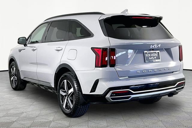 Certified 2022 Kia Sorento EX w/ Panoramic Sunroof Package FWD image 4