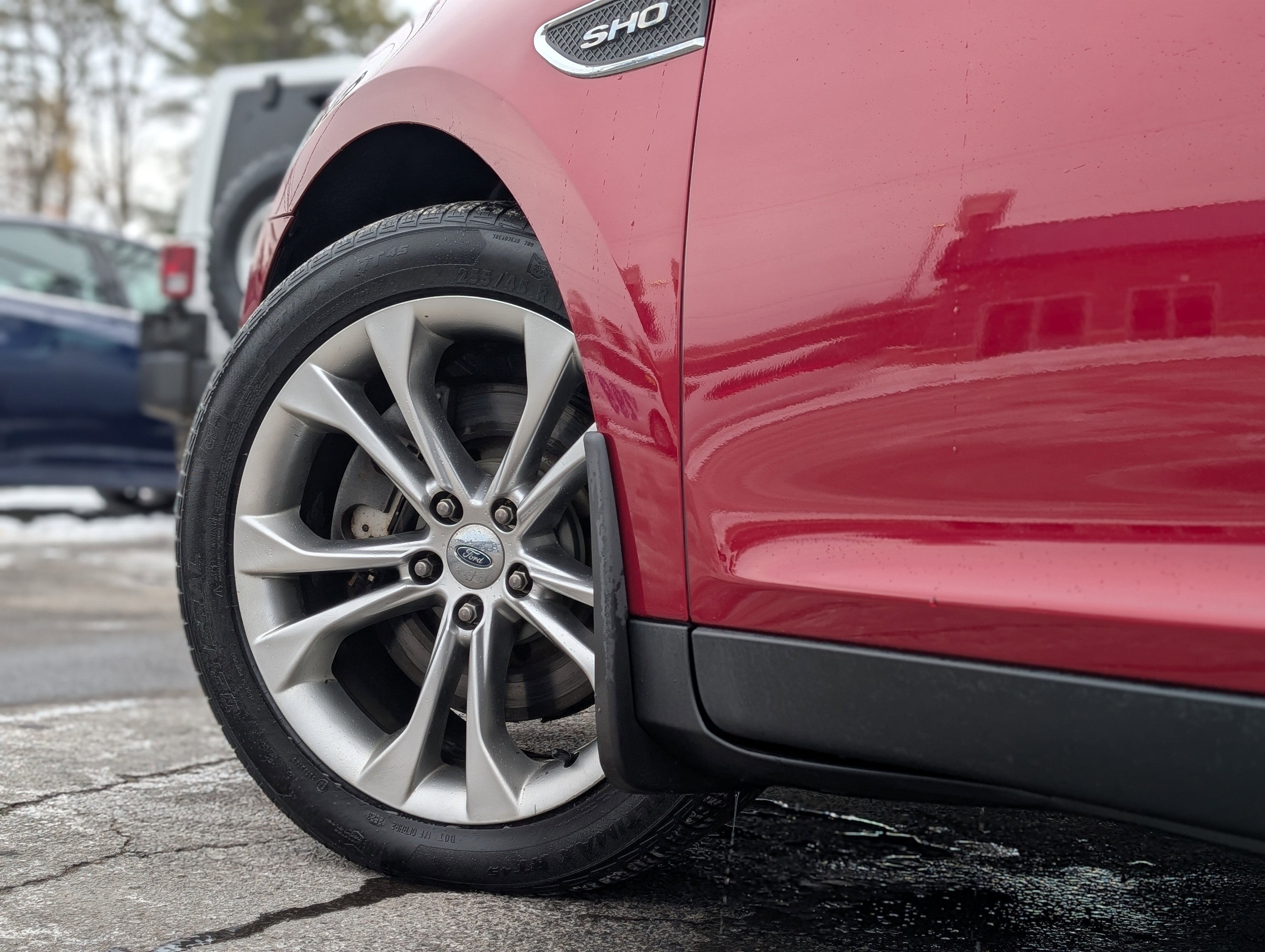 Used 2014 Ford Taurus SHO w/ Equipment Group 401A image 7