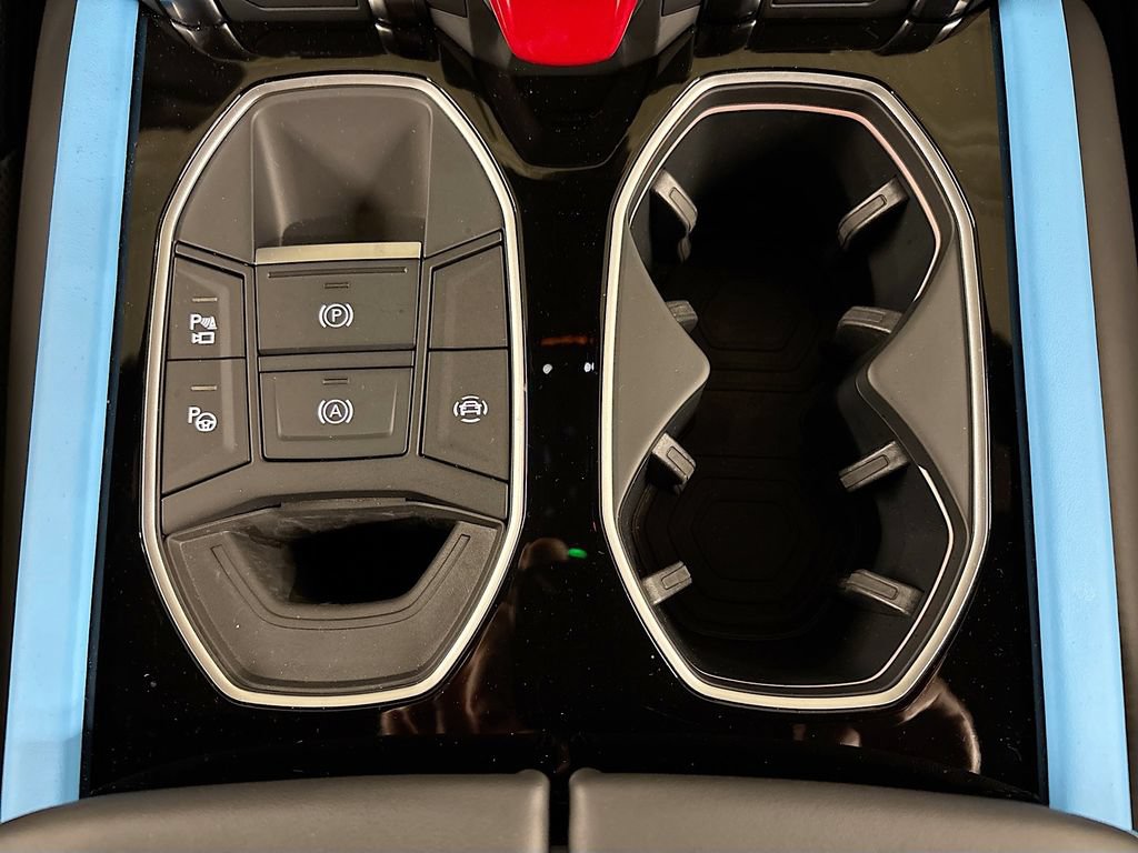 Used 2025 Lamborghini Urus SE AWD/4WD image 20