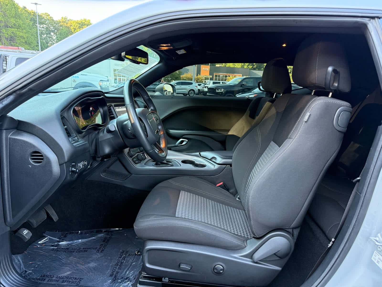 Used 2023 Dodge Challenger SXT w/ Blacktop Package AWD/4WD image 11