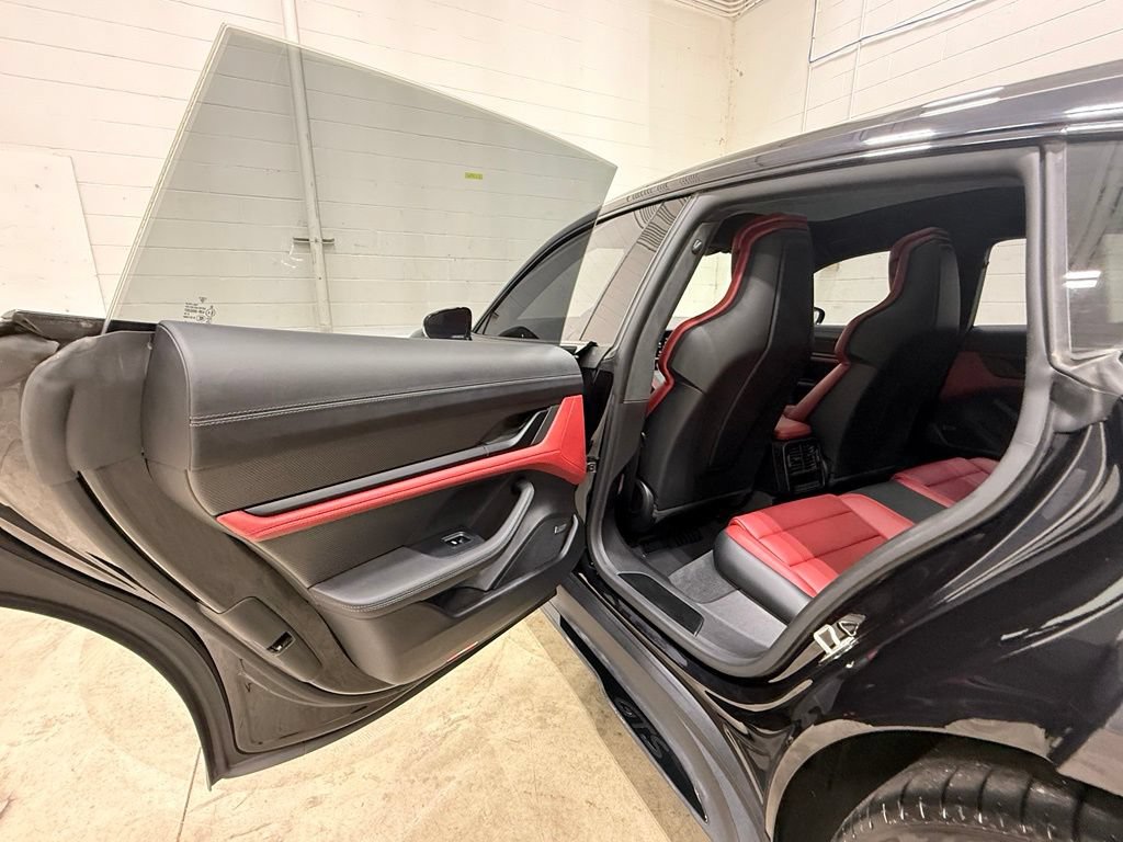 Used 2024 Porsche Taycan GTS AWD/4WD image 33