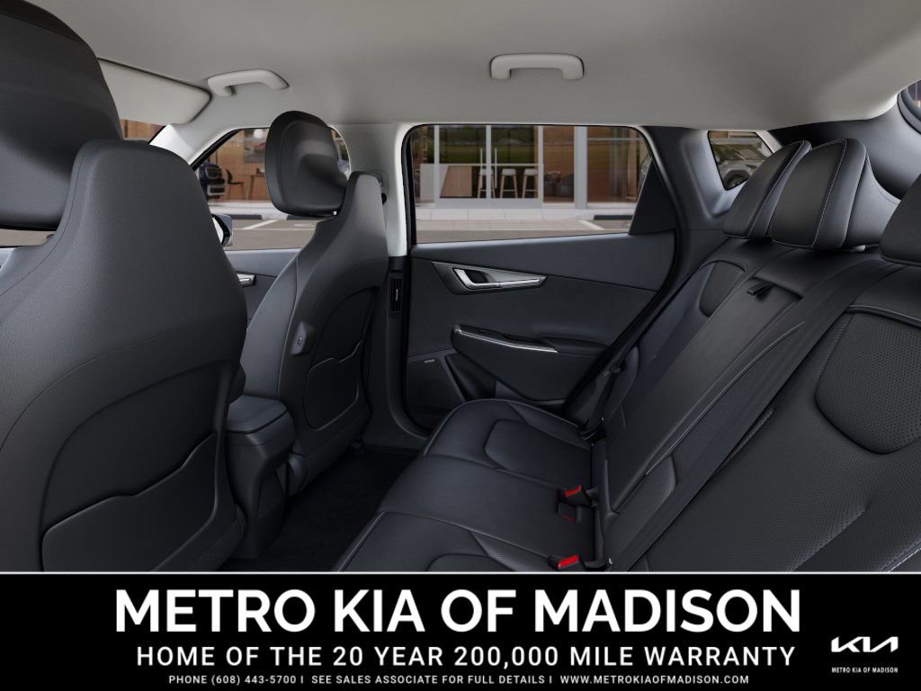 New 2025 Kia EV6 Wind image 18