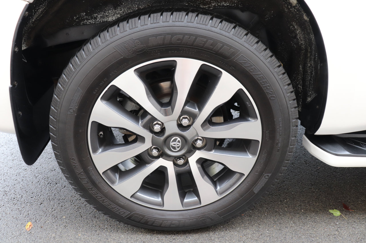 Used 2018 Toyota Sequoia Limited image 83