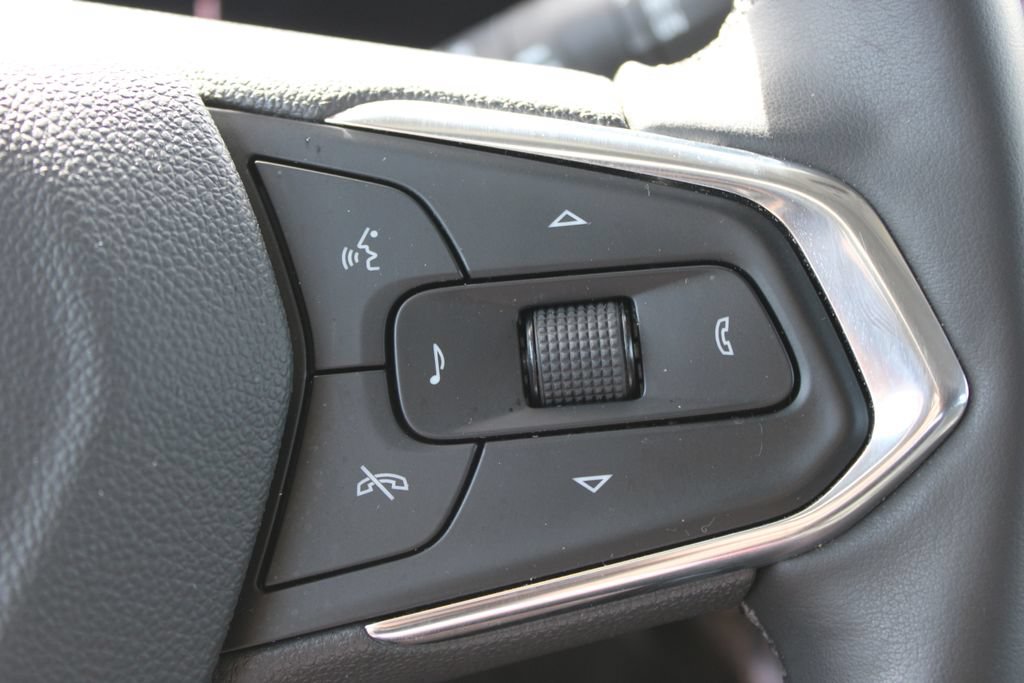 Used 2025 Chevrolet TrailBlazer LT w/ Convenience Package FWD image 38