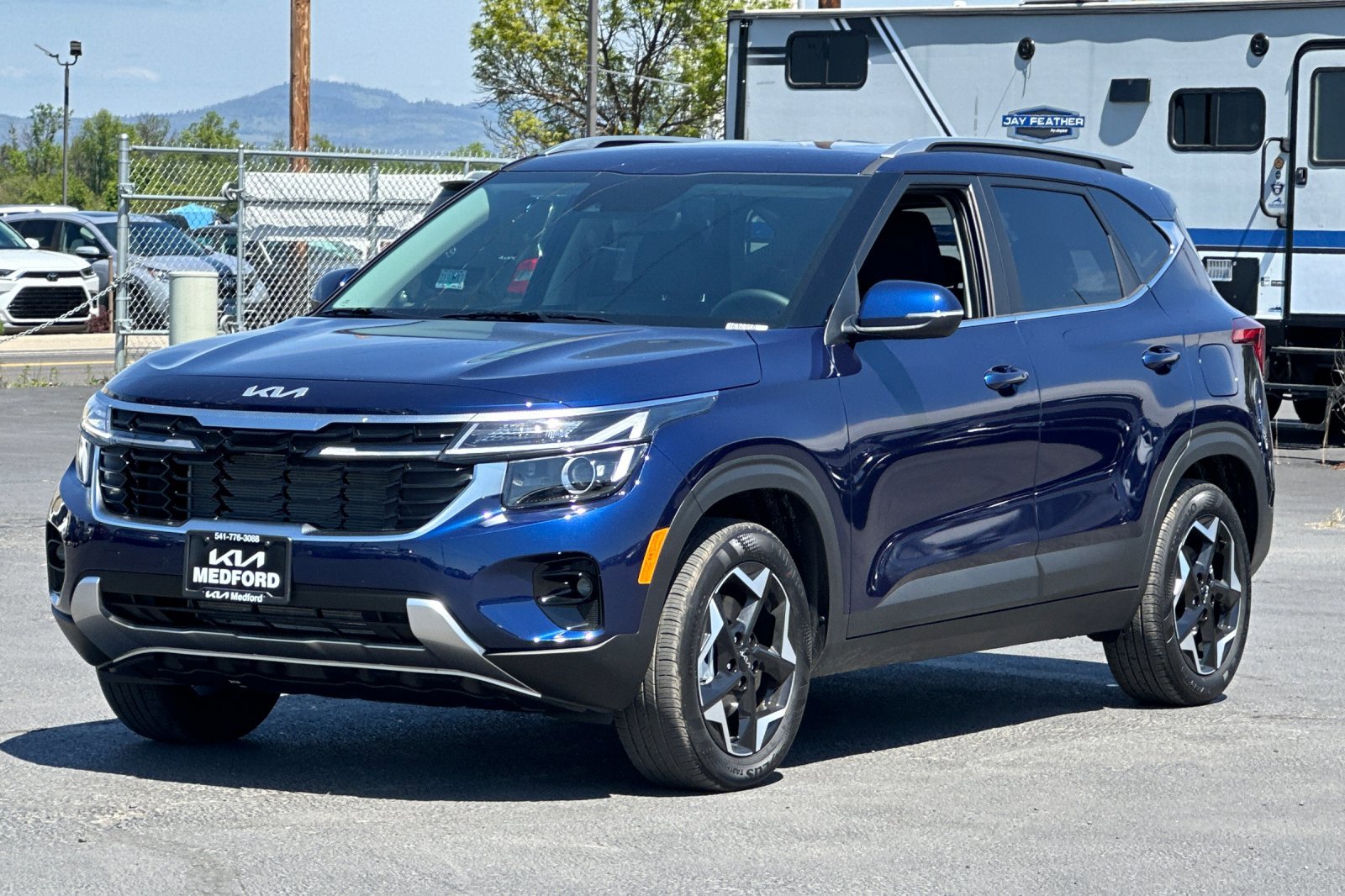 Used 2026 Kia Seltos EX AWD/4WD image 9