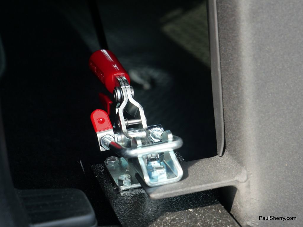 New 2025 Chrysler Voyager LX image 30