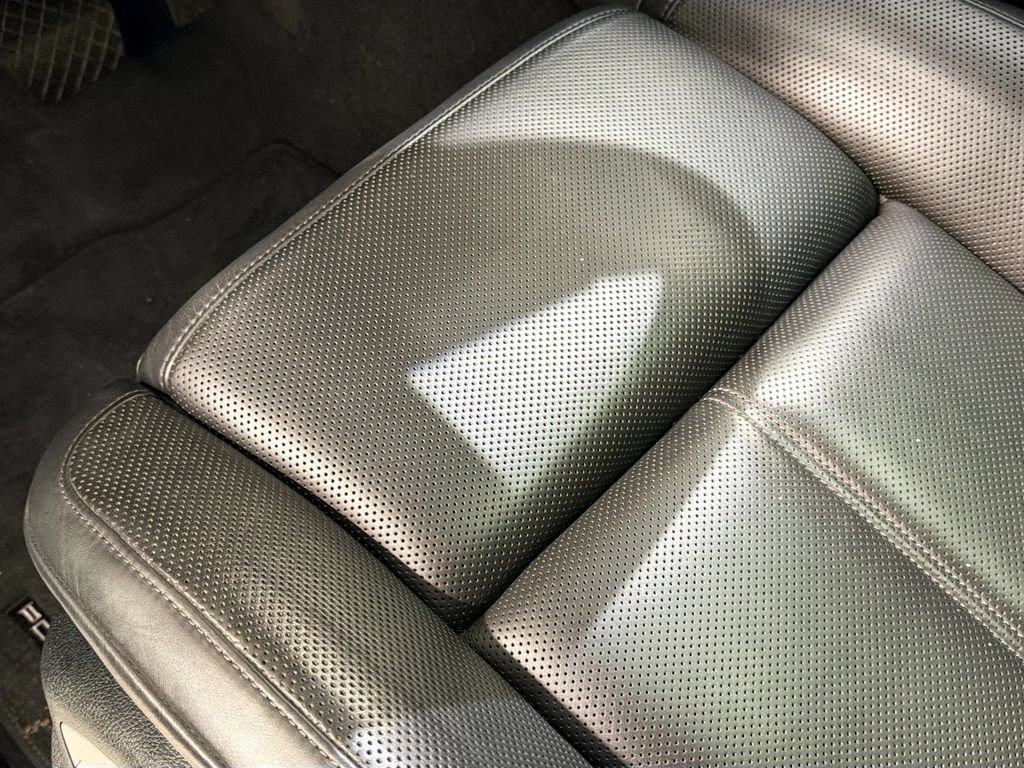 Certified 2022 Porsche Macan S AWD/4WD image 21