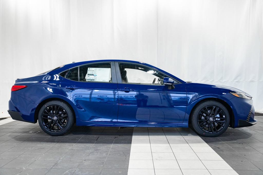 New 2026 Toyota Camry SE image 3