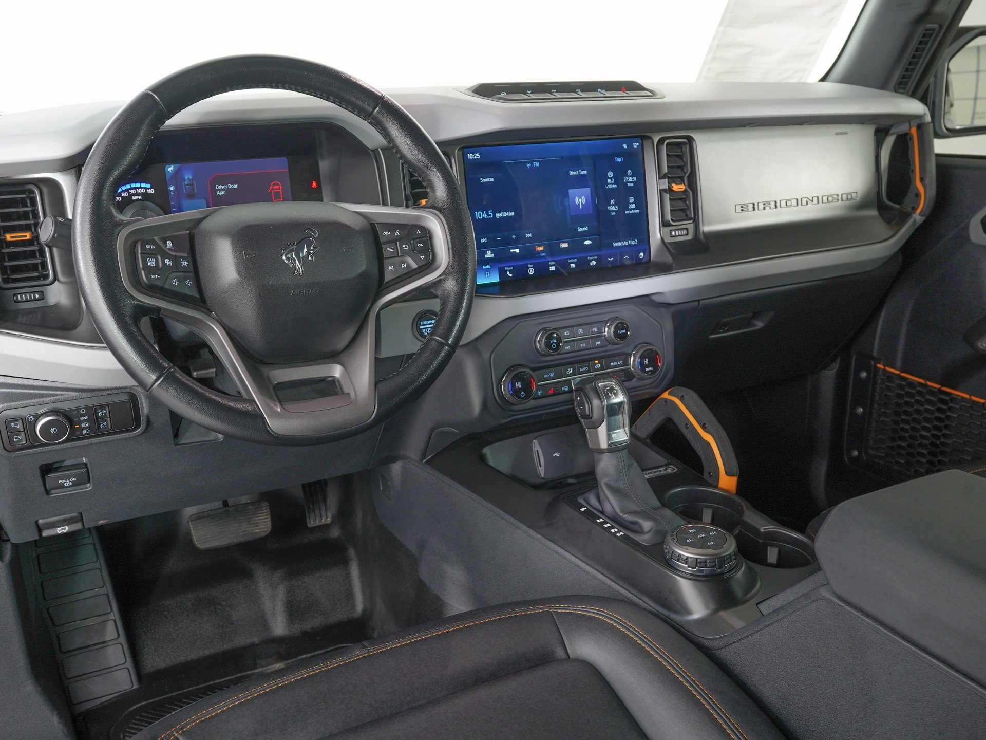 Used 2023 Ford Bronco Badlands w/ Sasquatch Package image 15