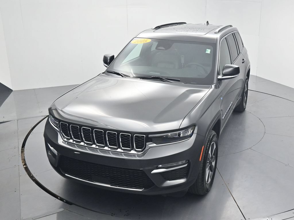 Used 2025 Jeep Grand Cherokee Limited 4xe AWD/4WD image 56