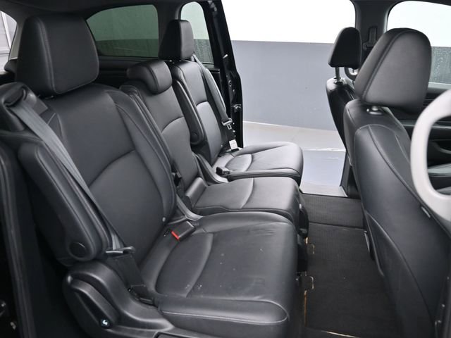 Used 2023 Honda Odyssey EX-L image 8