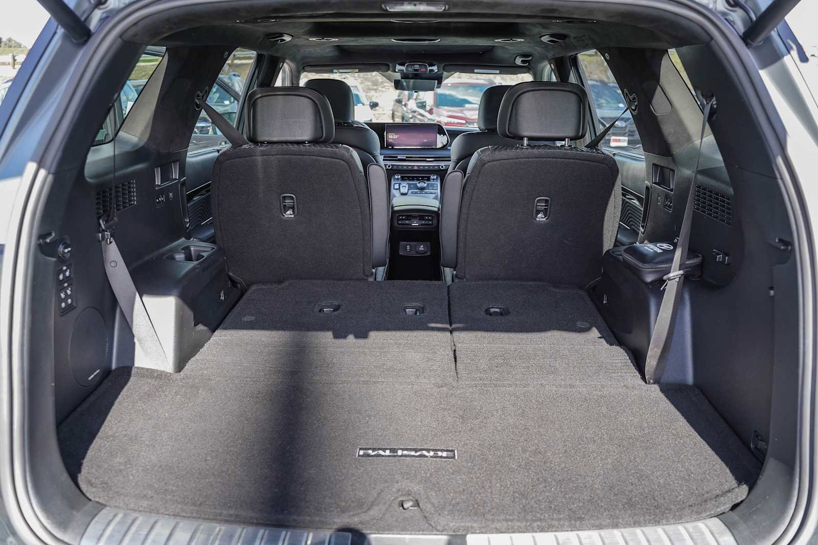 Used 2023 Hyundai Palisade Calligraphy image 26
