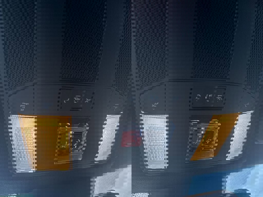 New 2025 Mitsubishi Eclipse Cross SEL image 36