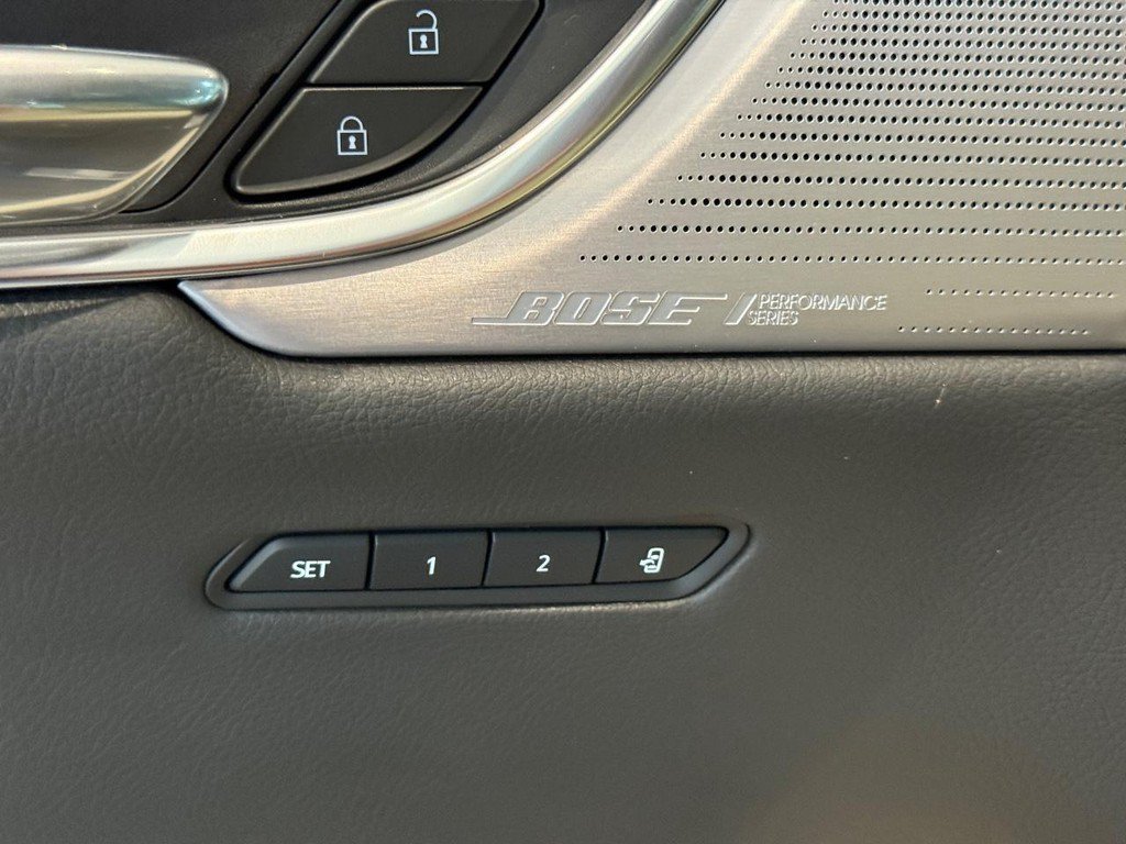 New 2025 Cadillac XT6 Sport w/ Technology Package AWD/4WD image 19