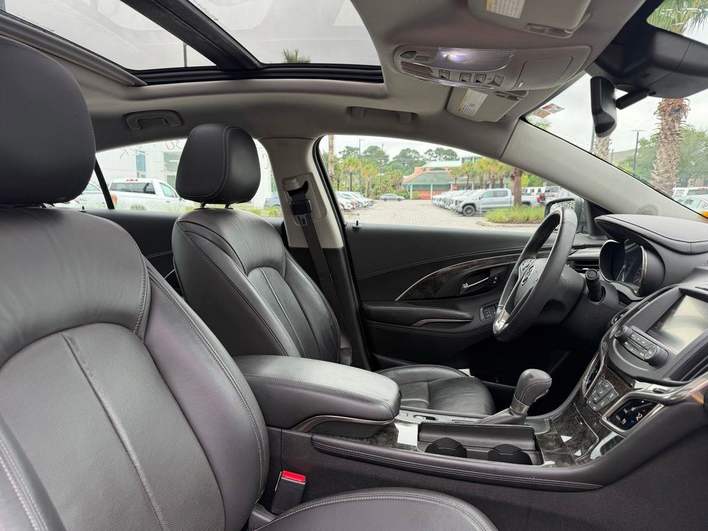 Used 2016 Buick LaCrosse Premium w/ Driver Confidence Package #1 FWD image 14