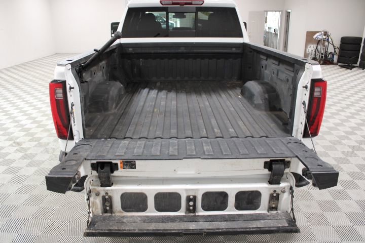 Used 2024 GMC Sierra 2500 SLT w/ SLT Convenience Package image 47