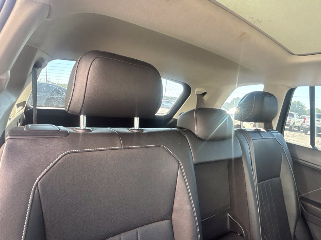 Used 2022 Volkswagen Tiguan SE FWD image 28