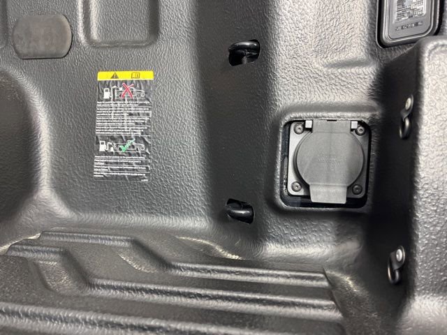 Used 2023 Chevrolet Silverado 1500 LT image 47