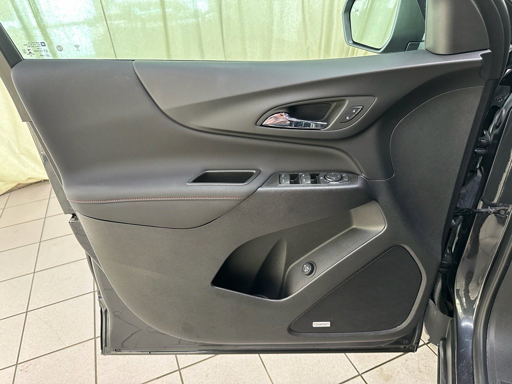 Certified 2022 Chevrolet Equinox RS w/ RS Leather Package image 33