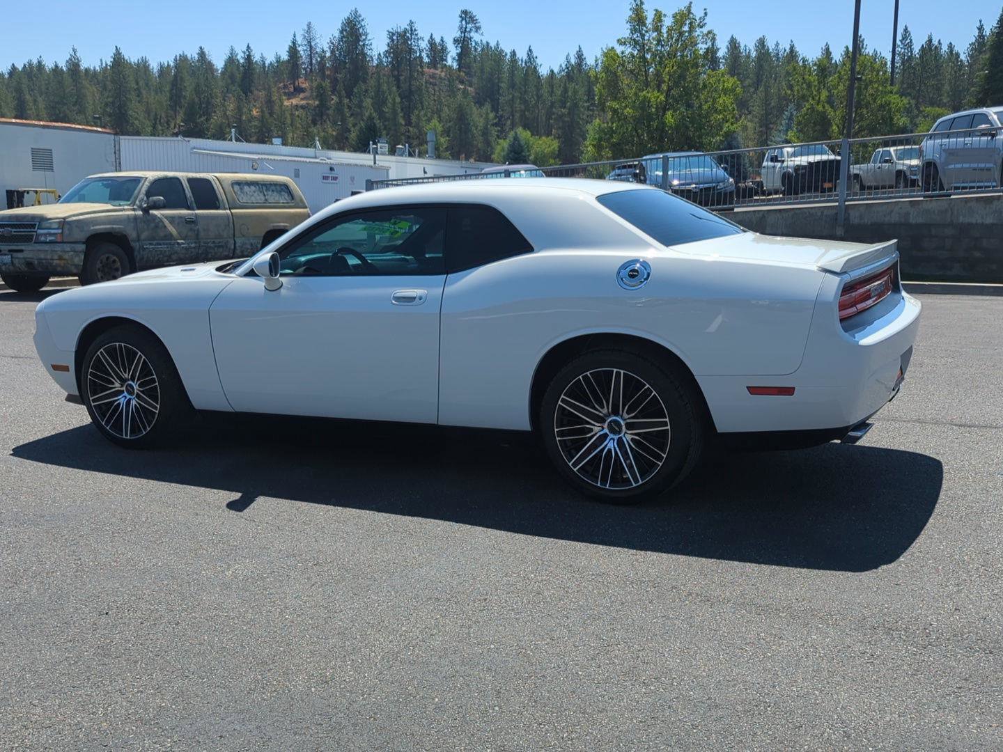 Used 2009 Dodge Challenger R/T image 4