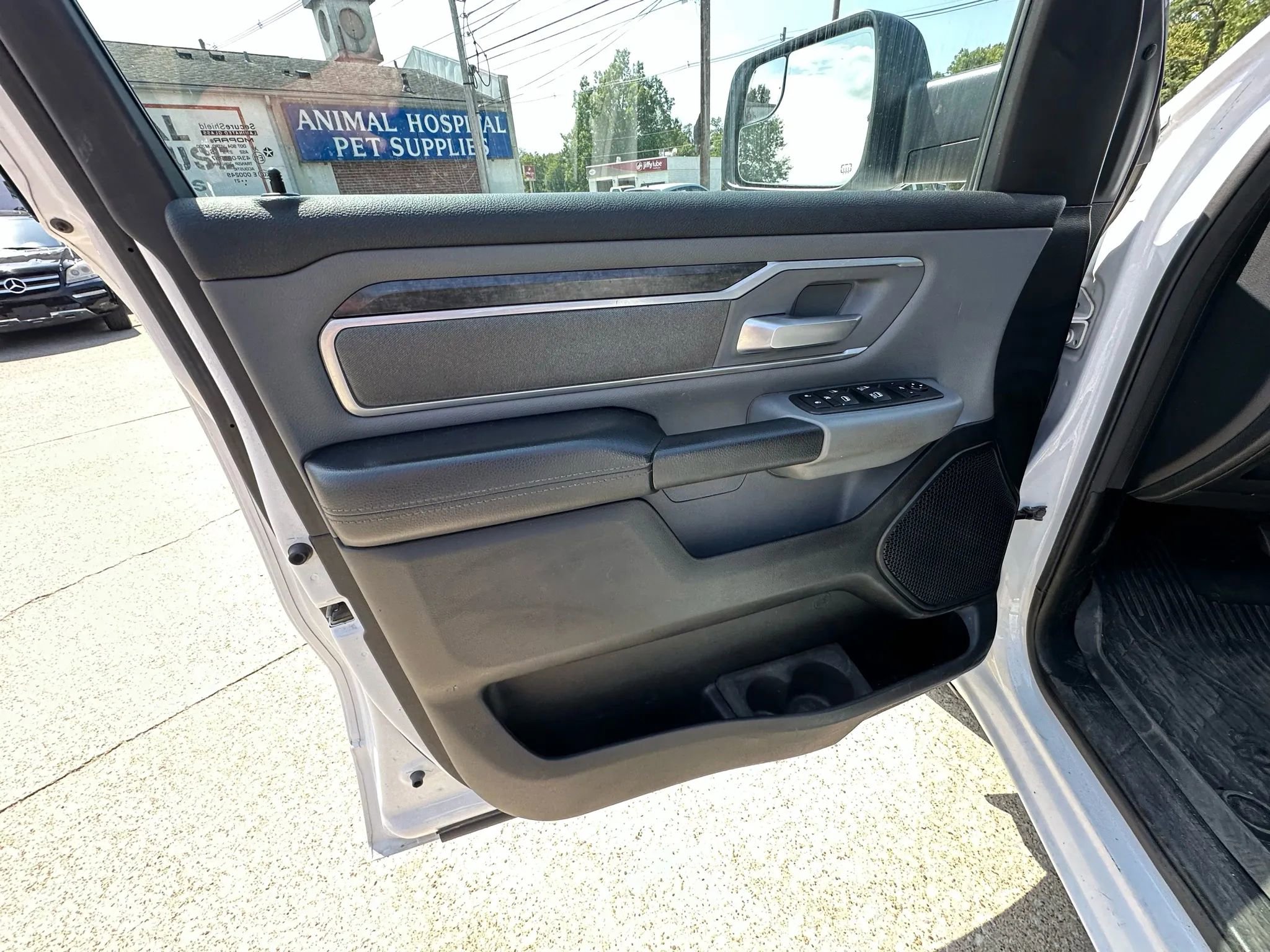 Used 2021 RAM 1500 Big Horn image 18
