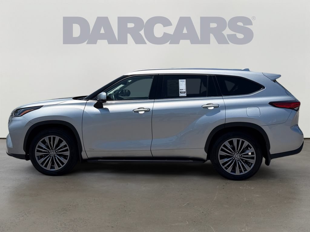 Used 2023 Toyota Highlander Platinum AWD/4WD image 4