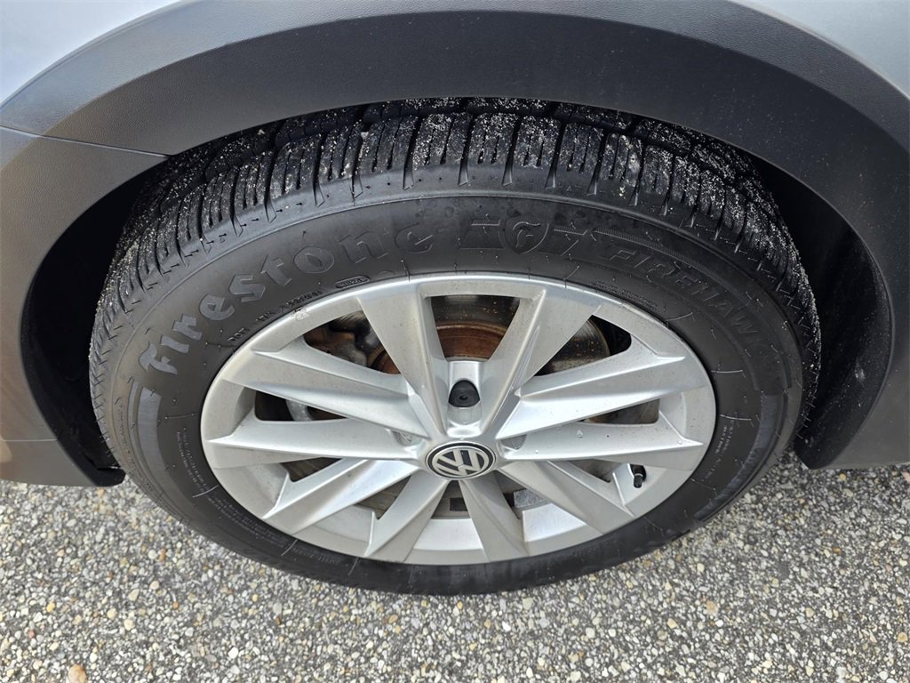 Used 2017 Volkswagen Golf Alltrack SE image 30