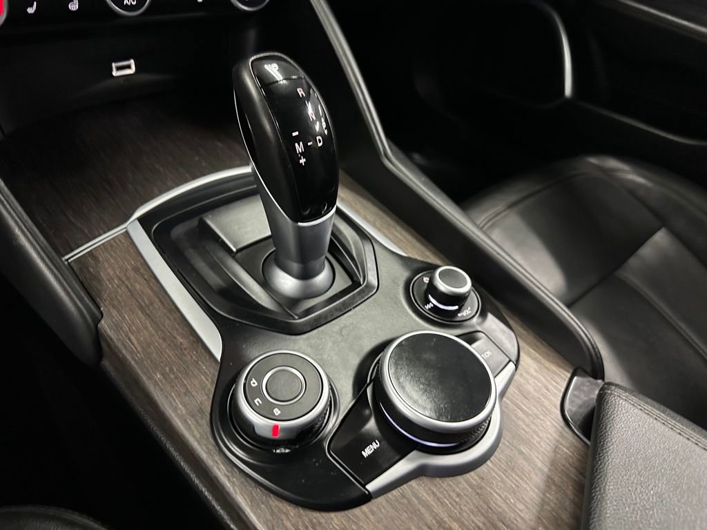 Used 2018 Alfa Romeo Giulia Ti w/ TI Leather Package image 21