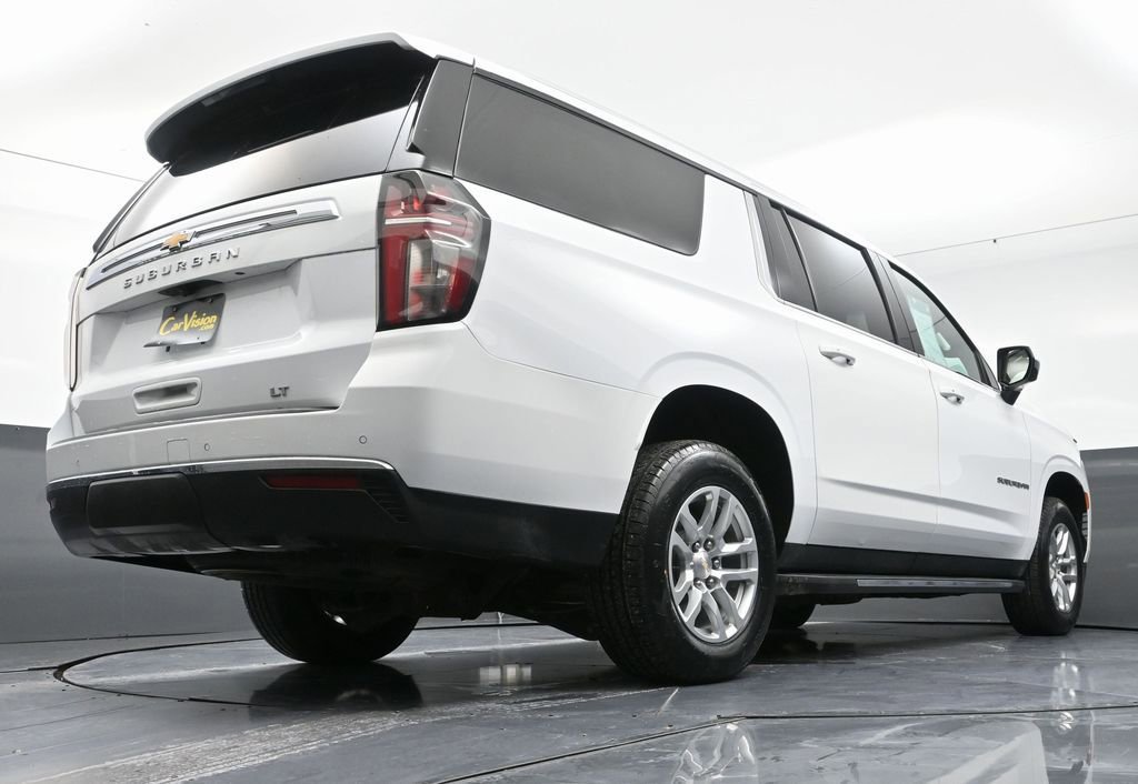 Used 2023 Chevrolet Suburban LT image 55