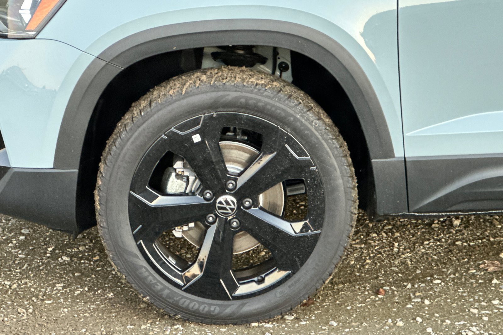 New 2026 Volkswagen Taos SE image 25