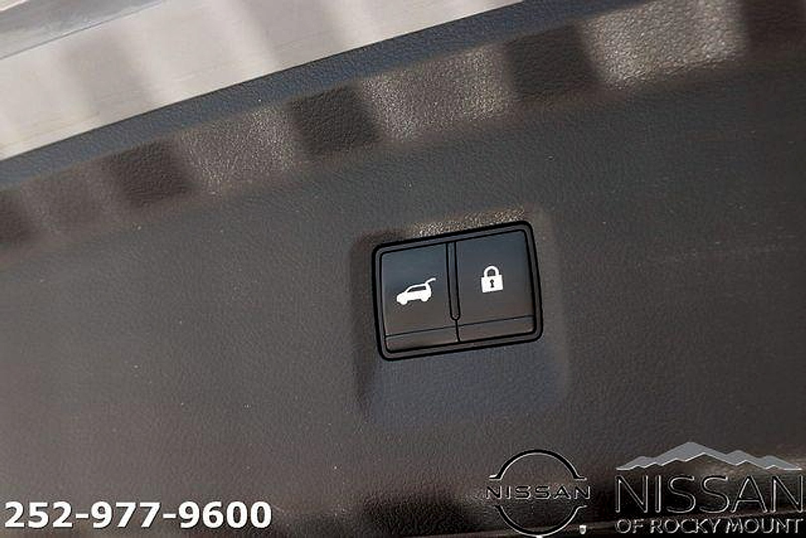 Used 2025 INFINITI QX60 Autograph w/ Cargo Package AWD/4WD image 19