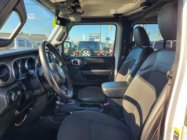 Used 2023 Jeep Gladiator Sport AWD/4WD image 5