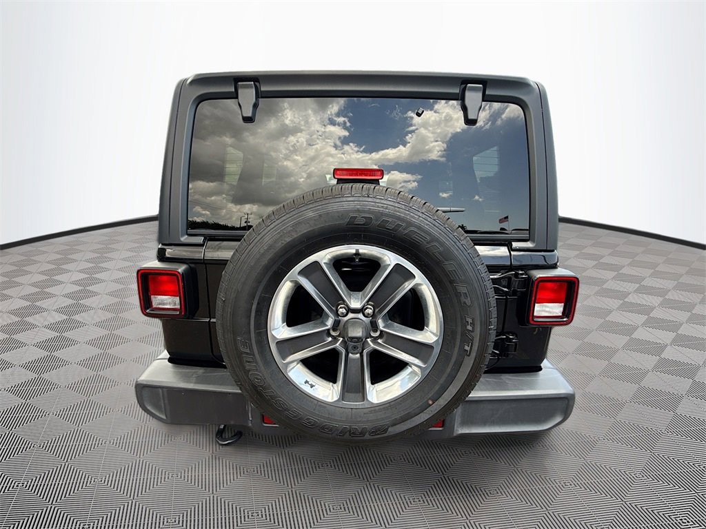 Used 2021 Jeep Wrangler Unlimited Sahara image 7