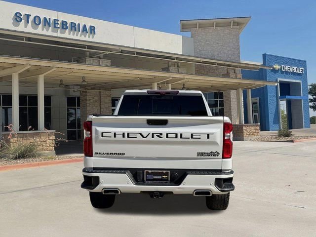 Used 2023 Chevrolet Silverado 1500 High Country w/ Technology Package AWD/4WD image 6
