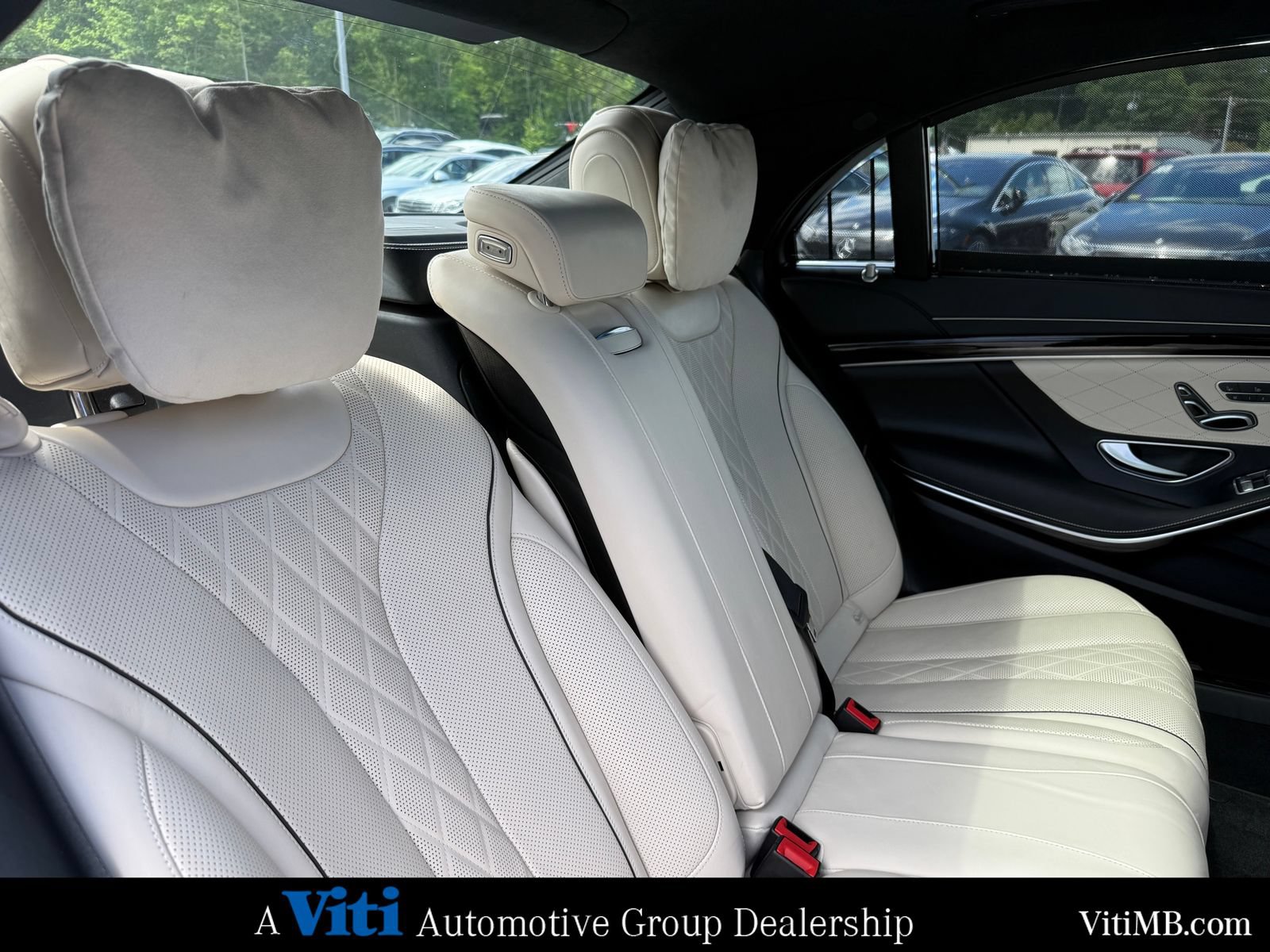 Used 2019 Mercedes-Benz S 560 4MATIC Sedan image 29