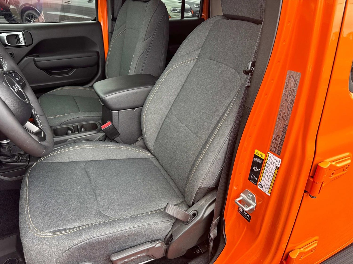 Used 2025 Jeep Gladiator Sport image 22