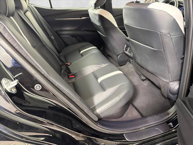 Used 2025 Toyota Camry SE FWD image 15