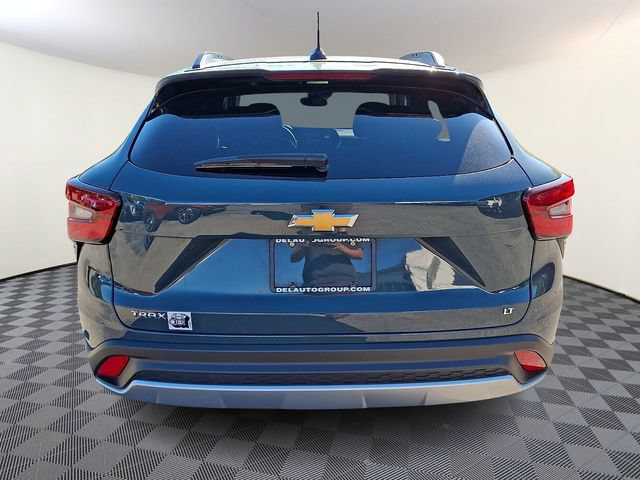 Certified 2025 Chevrolet Trax LT FWD image 5