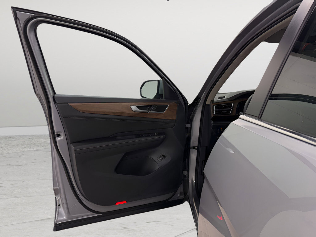 New 2026 Volkswagen Atlas SE image 21