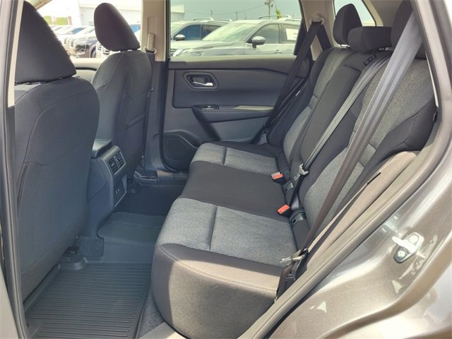 New 2025 Nissan Rogue SV image 7