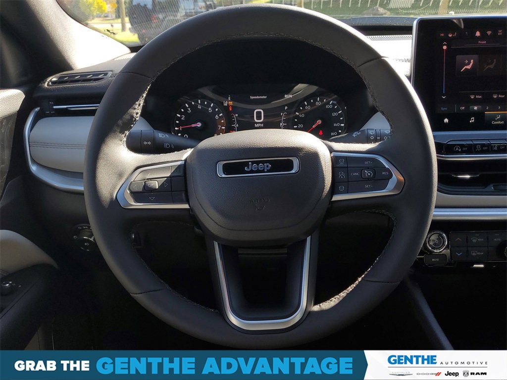Used 2026 Jeep Compass Limited image 26