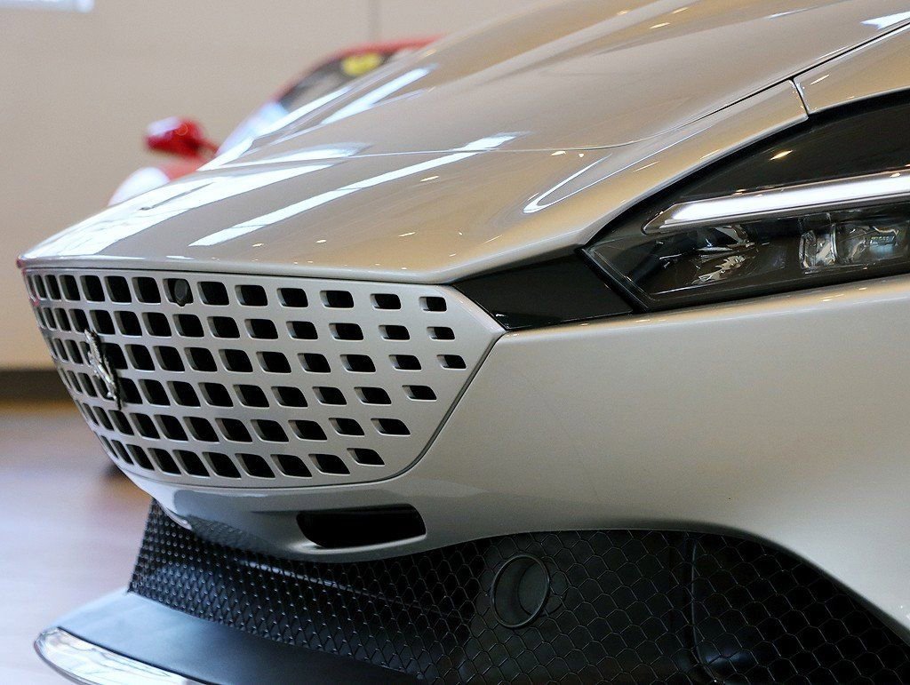 Certified 2021 Ferrari Roma image 23