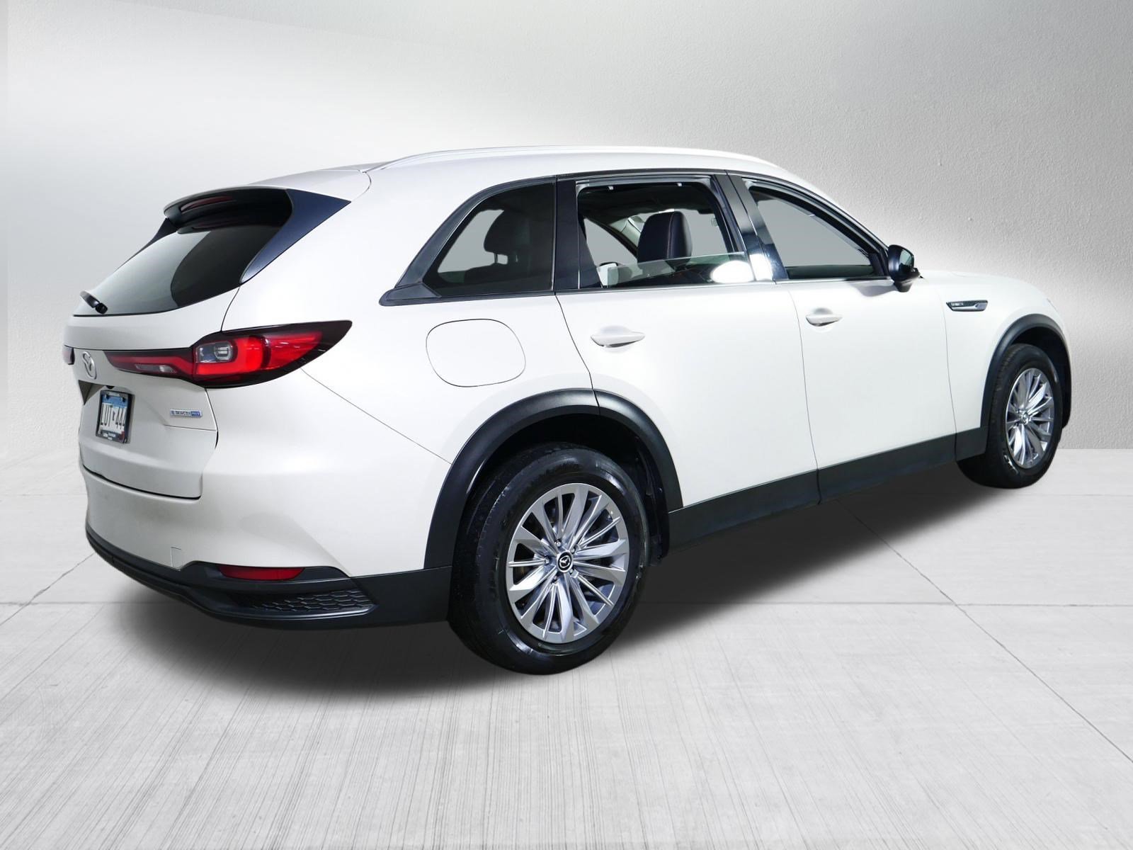 Used 2024 MAZDA CX-90 Plug-In Hybrid w/ Preferred AWD/4WD image 7