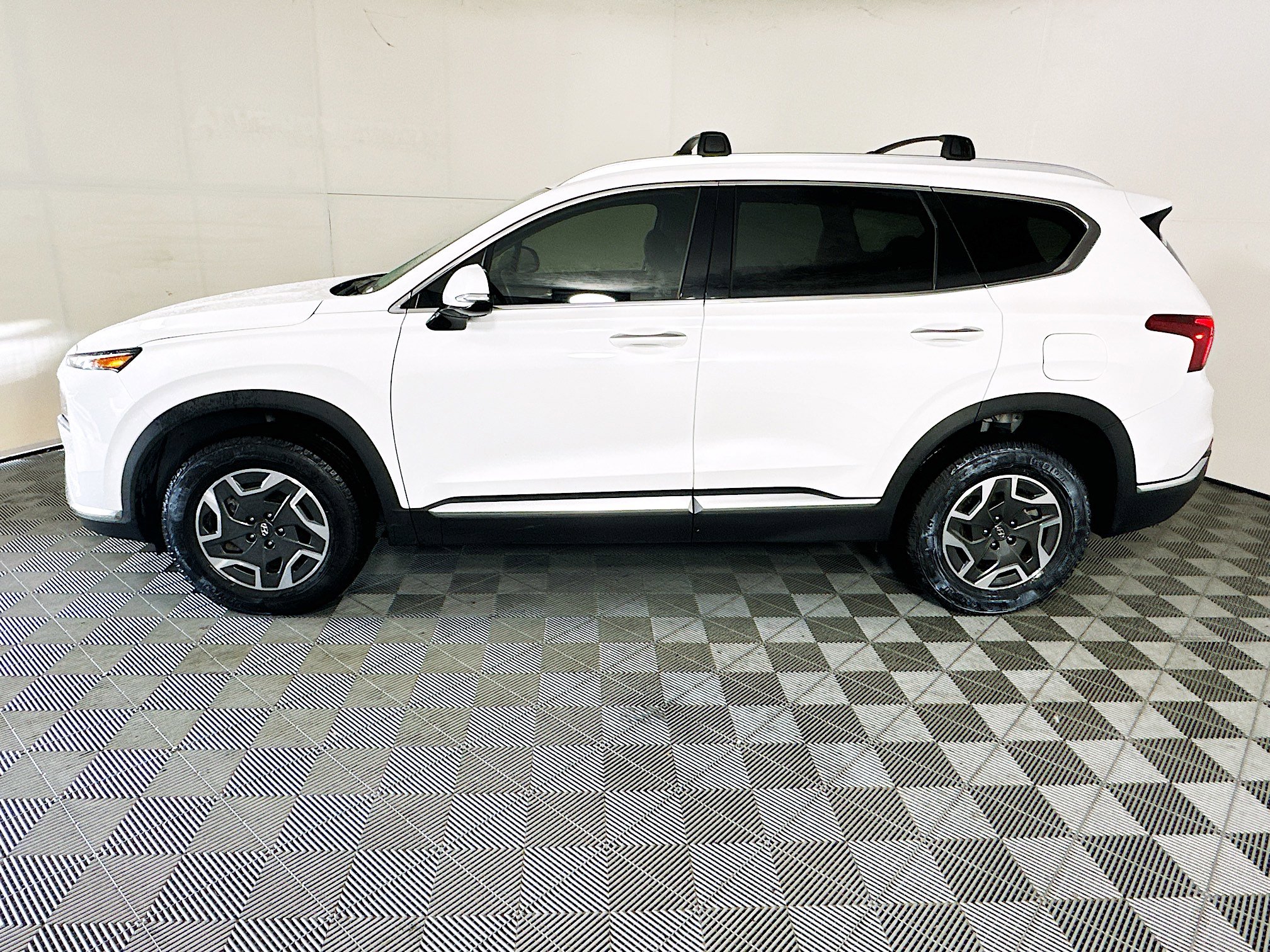 Used 2022 Hyundai Santa Fe Blue AWD/4WD image 6