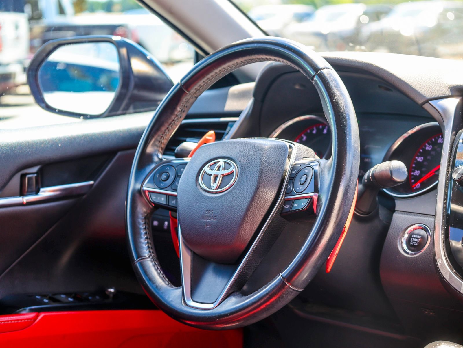 Used 2020 Toyota Camry XSE FWD image 10
