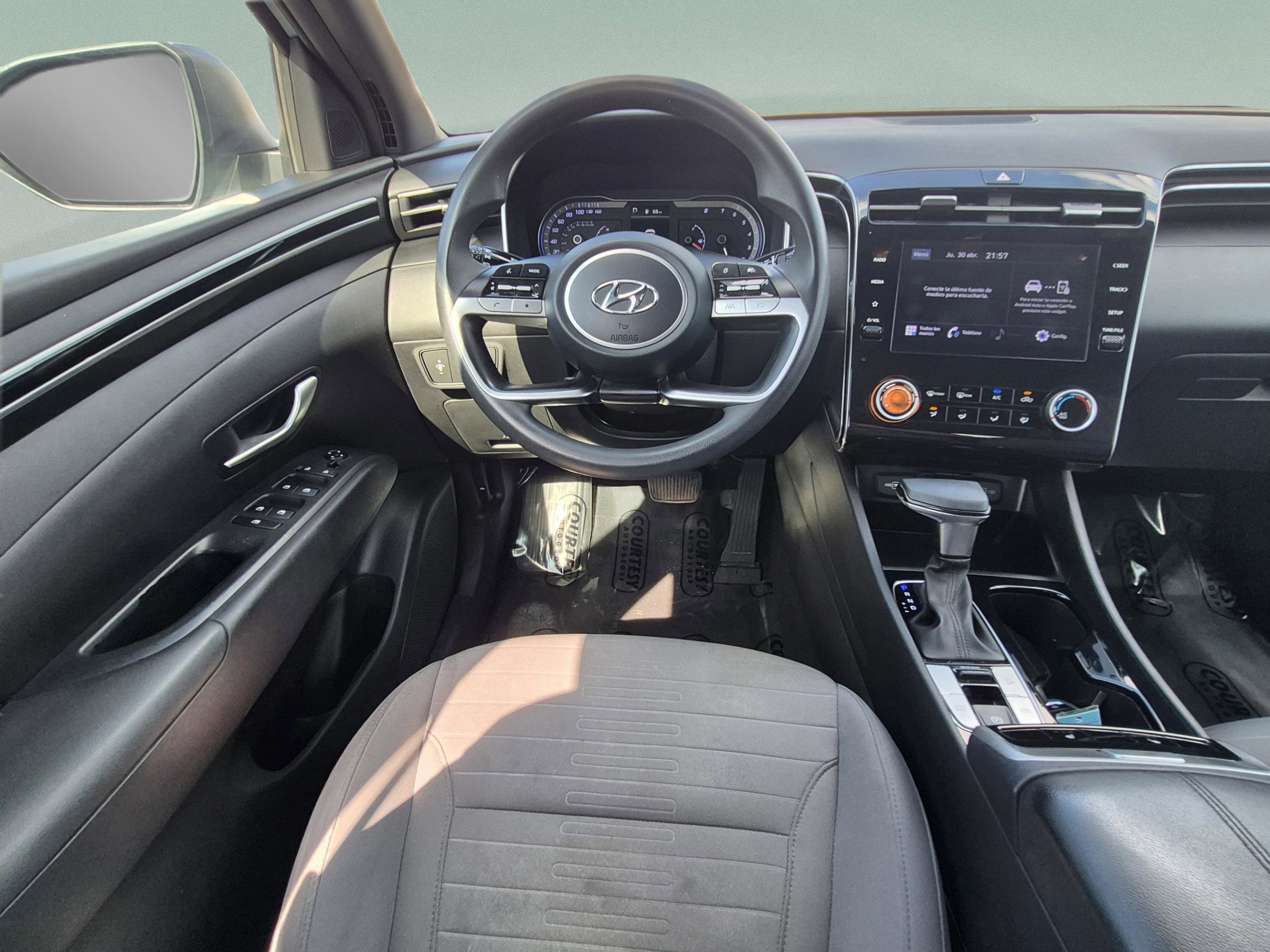 Used 2022 Hyundai Santa Cruz SEL FWD image 11