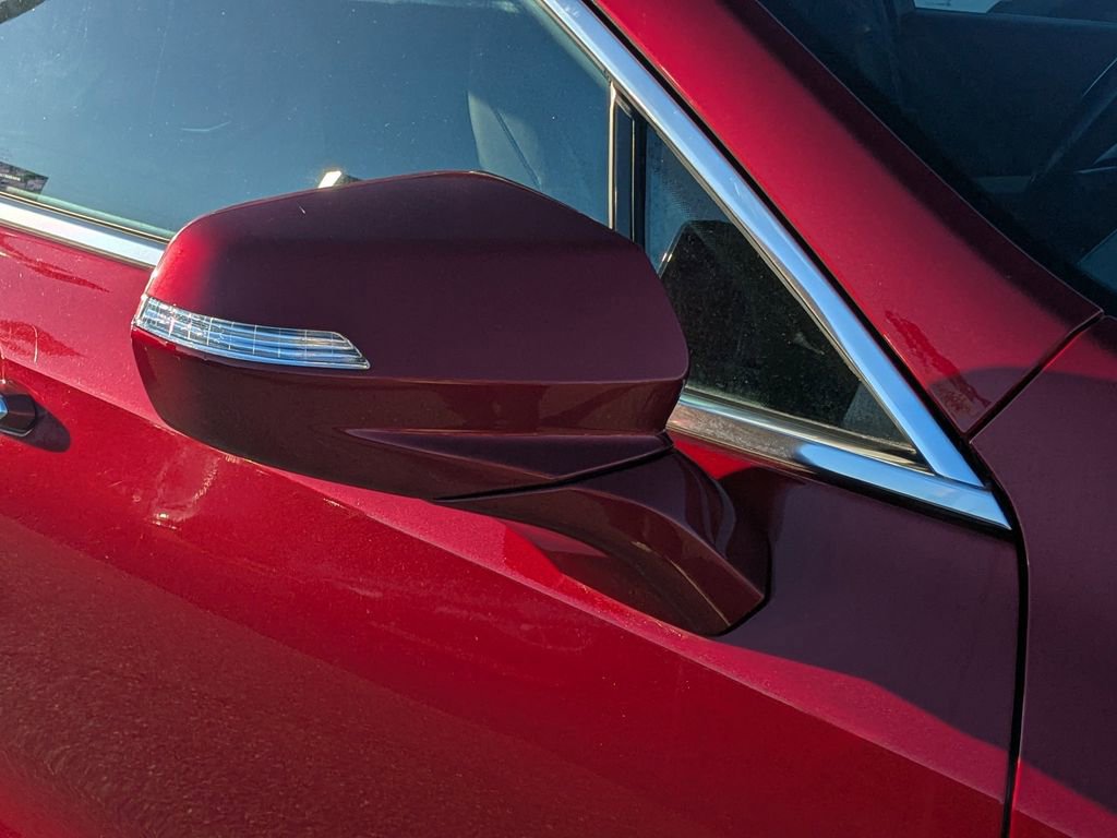 Used 2021 Cadillac XT4 Premium Luxury FWD image 9