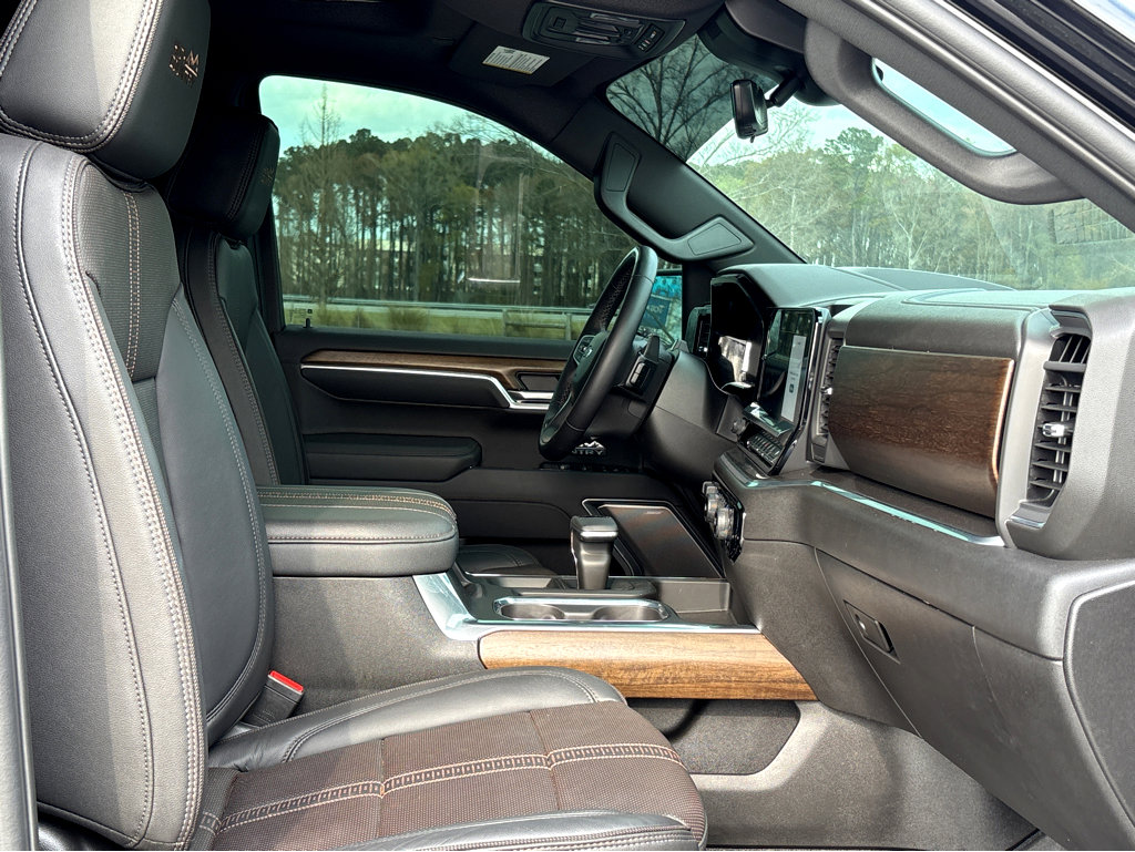 Used 2026 Chevrolet Silverado 1500 High Country w/ Midnight Edition image 6