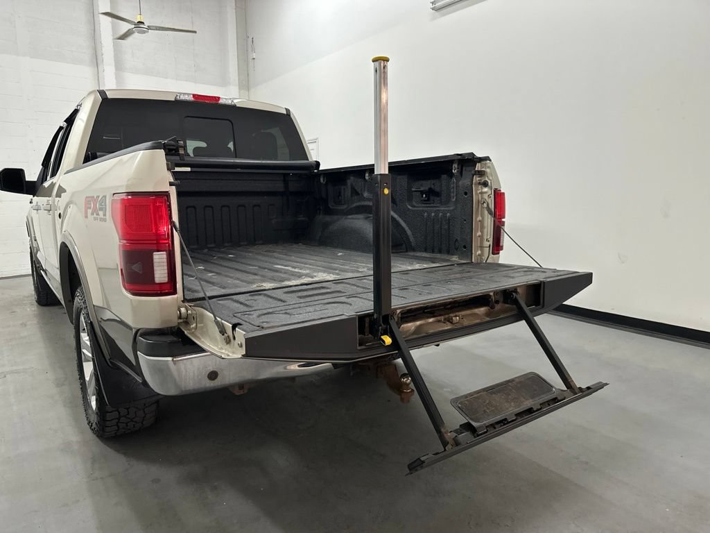 Used 2018 Ford F150 King Ranch w/ Equipment Group 601A Luxury AWD/4WD image 17